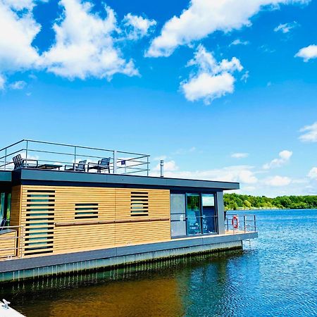 Vakantie & Resort Leukermeer Well  エクステリア 写真