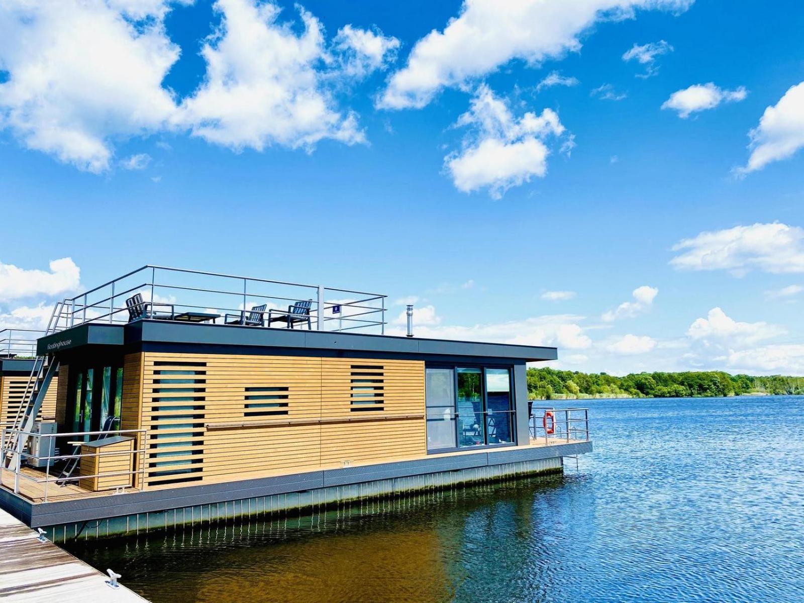 Vakantie & Resort Leukermeer Well  エクステリア 写真